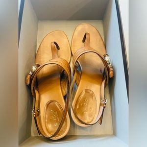 Gucci sandals